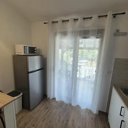 Apartament Dejana Štinjan